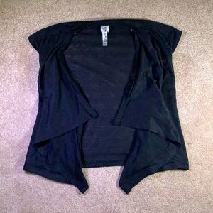 Beautees sleeveless jacket, size M, and black